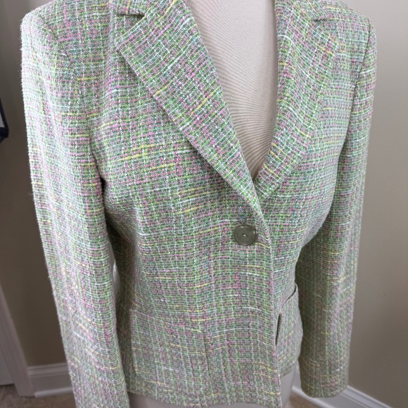 Women's Pastel Tweed Blazer with Buttons and Pockets - Picture 1 of 3